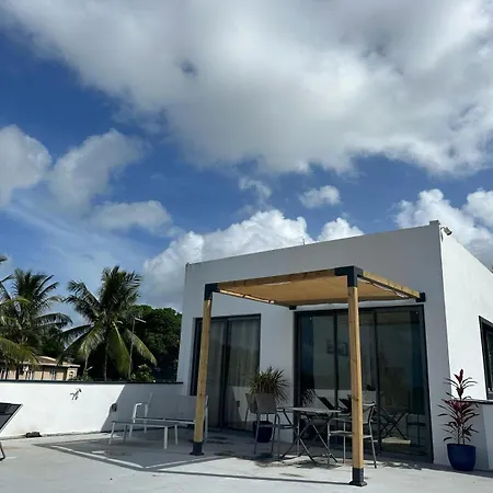 Appartement Moderne Face A La Mer